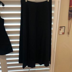 Black linen A line skirt. Matching sleeveless top listed separately. Good outfit